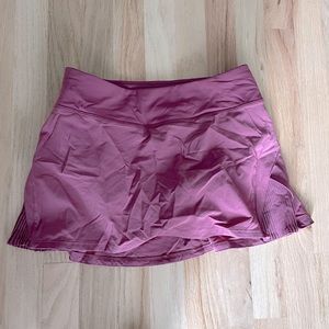 Lululemon skirt size 4